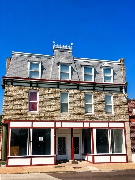 7317 S Broadway, Saint Louis, MO à vendre - Photo du bâtiment - Image 1 de 11