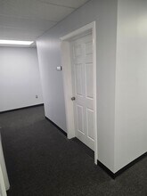 5961 Chalkville Mountain Ln, Birmingham, AL for lease Interior Photo- Image 1 of 3