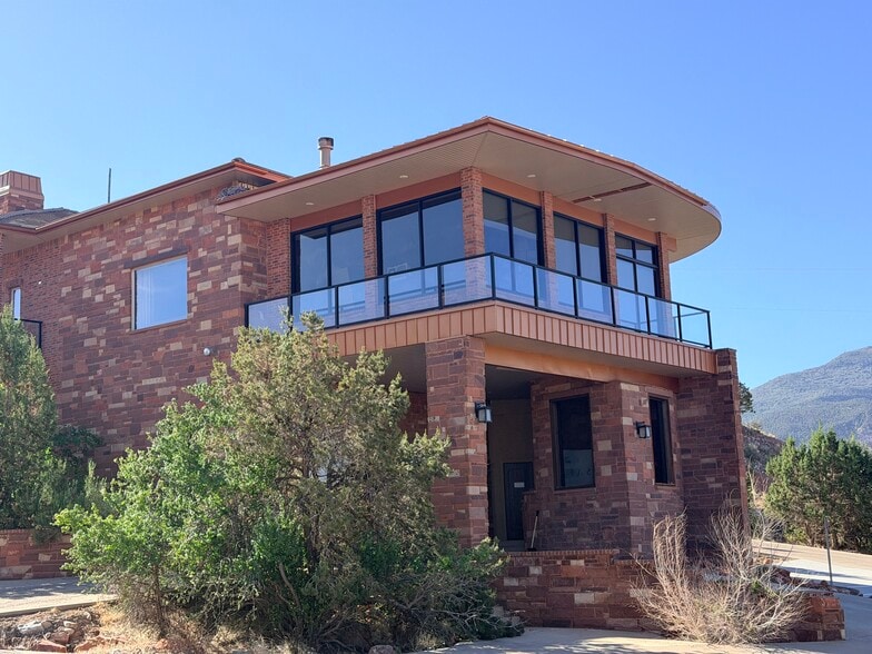 1125 N Hovi Hills Dr, Cedar City, UT for sale - Building Photo - Image 1 of 4