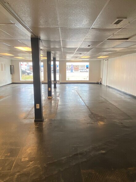 1727 Ashley River Rd, Charleston, SC à louer - Photo intérieure - Image 3 de 17