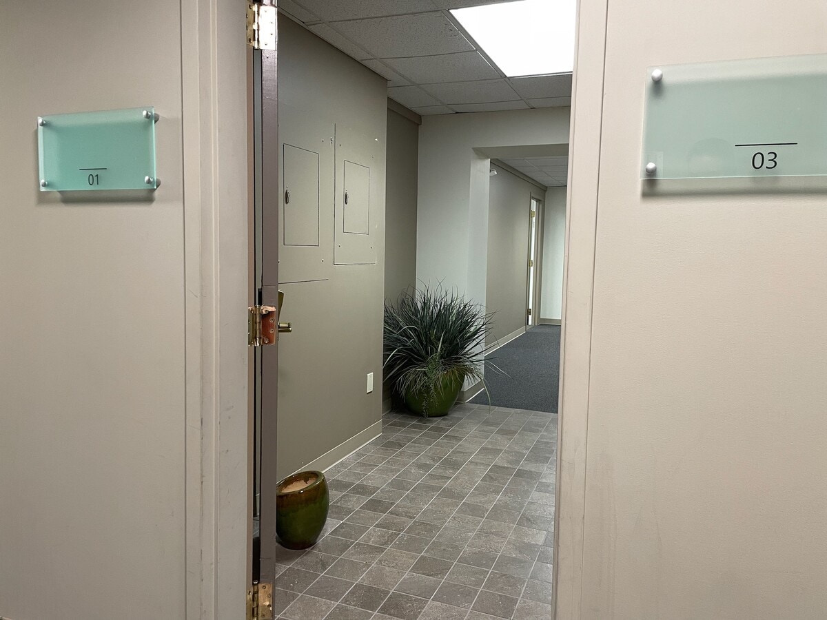 90 Grove St, Ridgefield, CT 06877 - Unité 03 - - Photo intérieure - Image 1 of 5