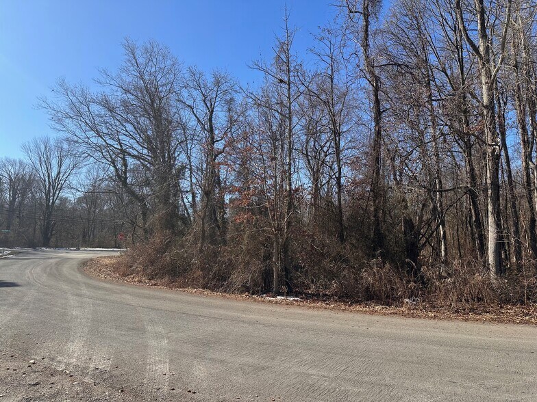 4846 Woods Wharf Rd, Shady Side, MD à vendre - Photo du bâtiment - Image 3 de 6