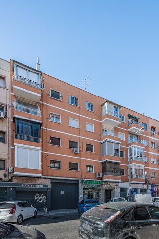 Plus de détails pour Calle de la Alondra, 49, Madrid - Multi-résidentiel à vendre