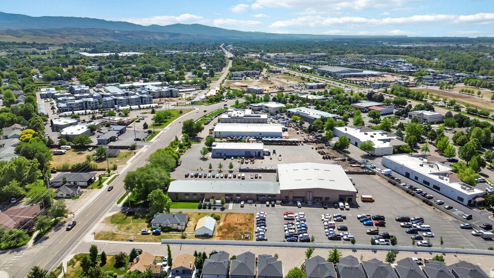 1345 E State St, Eagle, ID for sale - Building Photo - Image 2 of 12
