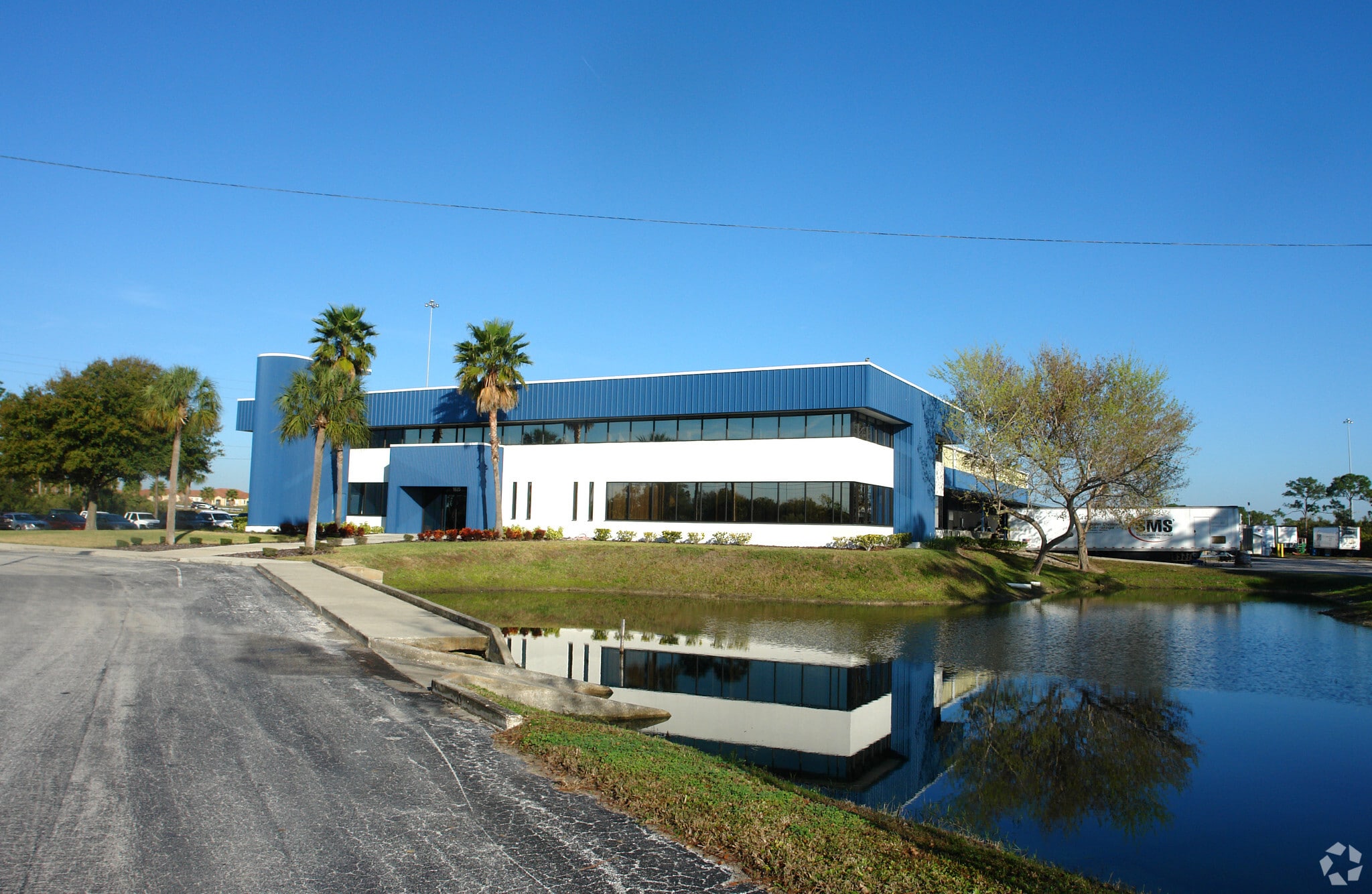 1615 N 118th Ave, Saint Petersburg, FL for lease Primary Photo- Image 1 of 18