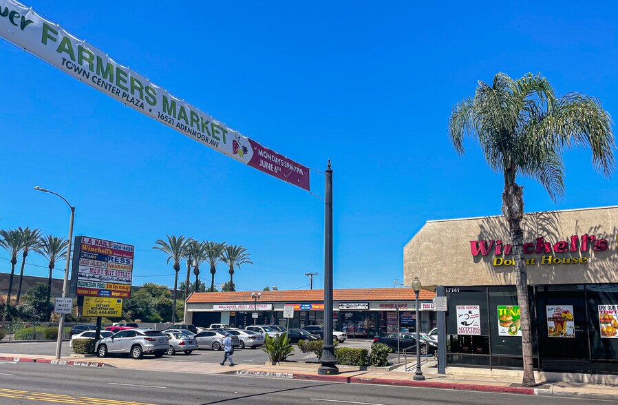 17143 Bellflower Blvd, Bellflower, CA à louer - Photo du bâtiment - Image 2 de 3