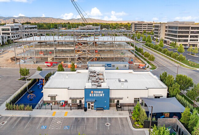 More details for 1001 S Sentinel Ln, Meridian, ID - Retail for Sale