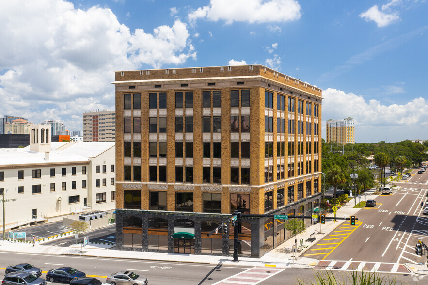 320 W Kennedy Blvd, Tampa, FL for sale - Building Photo - Image 1 of 1