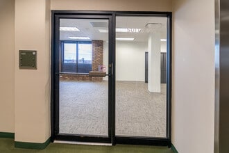 4415 W Harrison St, Hillside, IL à louer Photo intérieure- Image 2 de 5