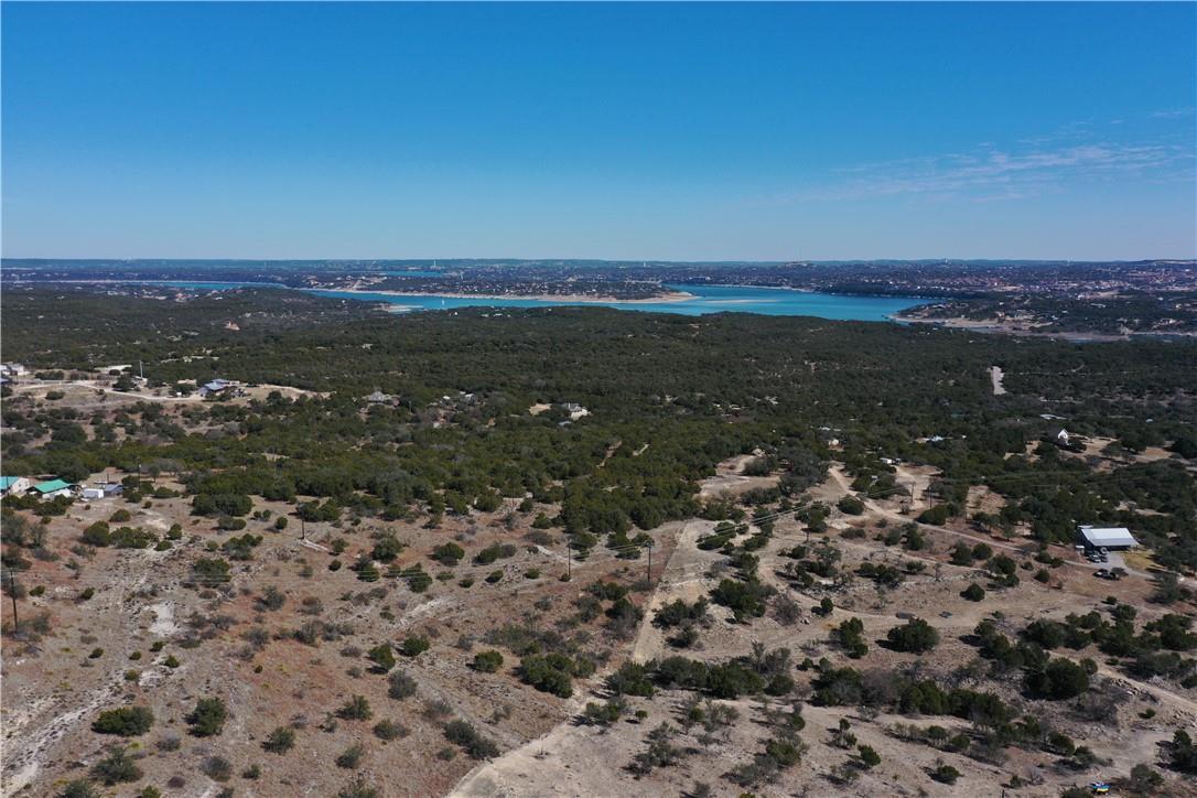 21524 Kathy Ln, Spicewood, TX à vendre Photo du bâtiment- Image 1 de 13