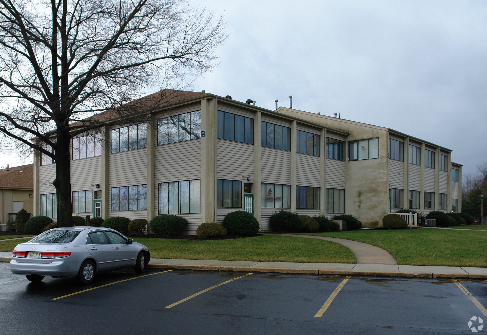 102 Kings Way W, Sewell, NJ for lease Primary Photo- Image 1 of 13
