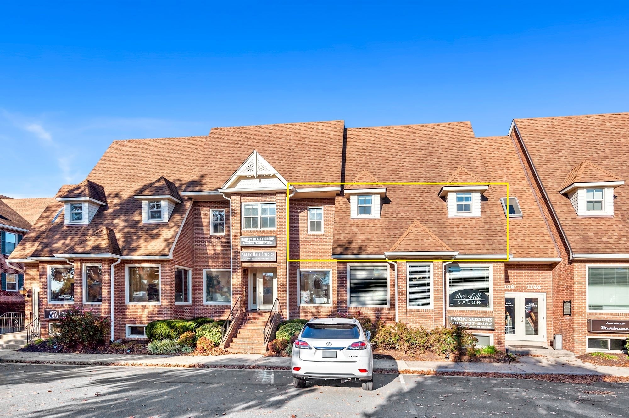 1146 Walker Rd, Great Falls, VA for sale Primary Photo- Image 1 of 8