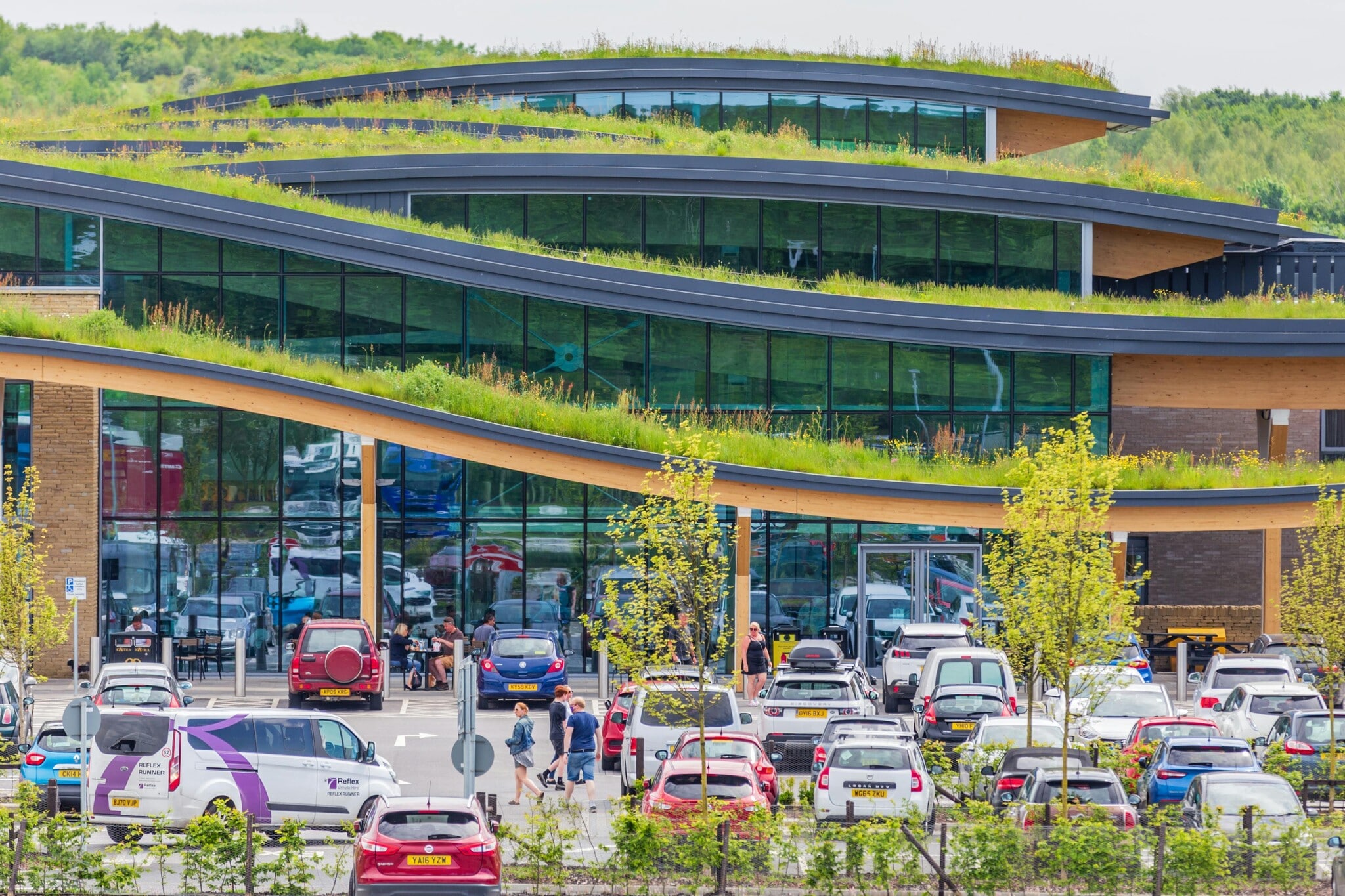 Lakeside Way, Leeds for lease Building Photo- Image 1 of 10