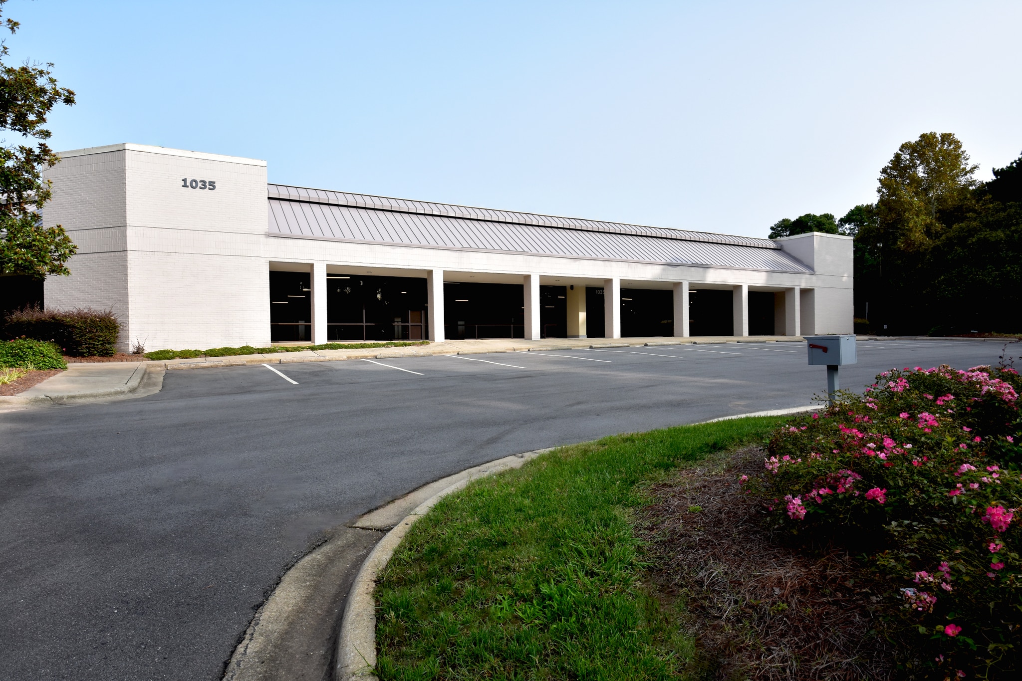 1035 Swabia Ct, Durham, NC for lease Primary Photo- Image 1 of 6