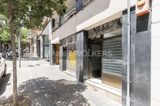 Plus de détails pour Multi-résidentiel à vendre