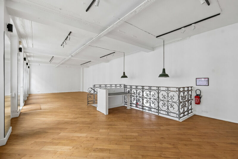 134 Rue Du Temple, Paris for sale - Interior Photo - Image 3 of 14