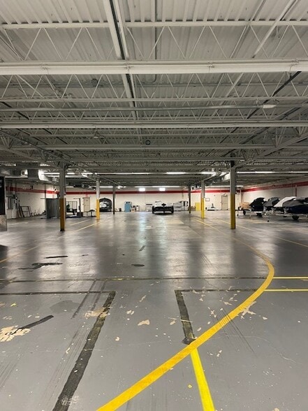 8061 Erie Rd, Derby, NY for lease - Interior Photo - Image 3 of 11