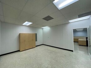 5201-5211 E Washington Blvd, Commerce, CA for lease Building Photo- Image 2 of 16