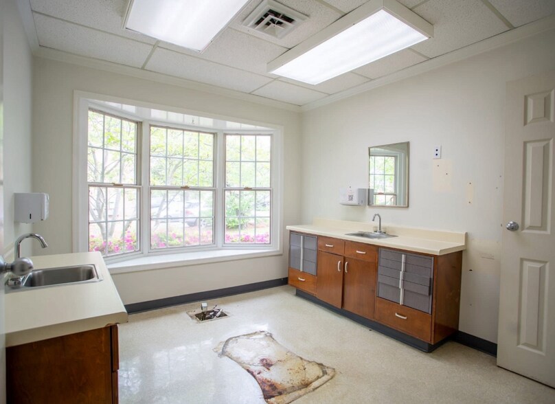 1127 Leighton Ave, Anniston, AL à vendre - Photo du bâtiment - Image 3 de 13
