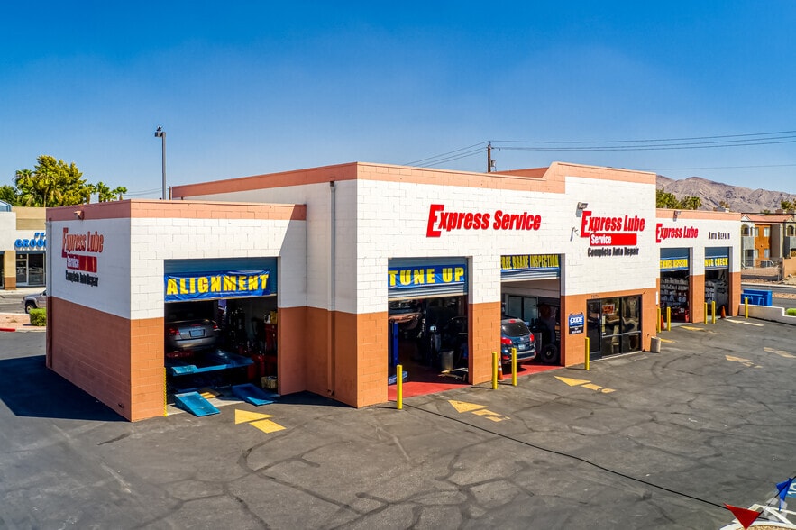 2825 S Nellis Blvd, Las Vegas, NV for sale - Primary Photo - Image 1 of 6