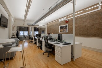 12 Broad St, Red Bank, NJ à louer Photo intérieure- Image 2 de 11