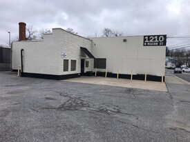 1210 N Macon St, Baltimore MD - Entrepôt