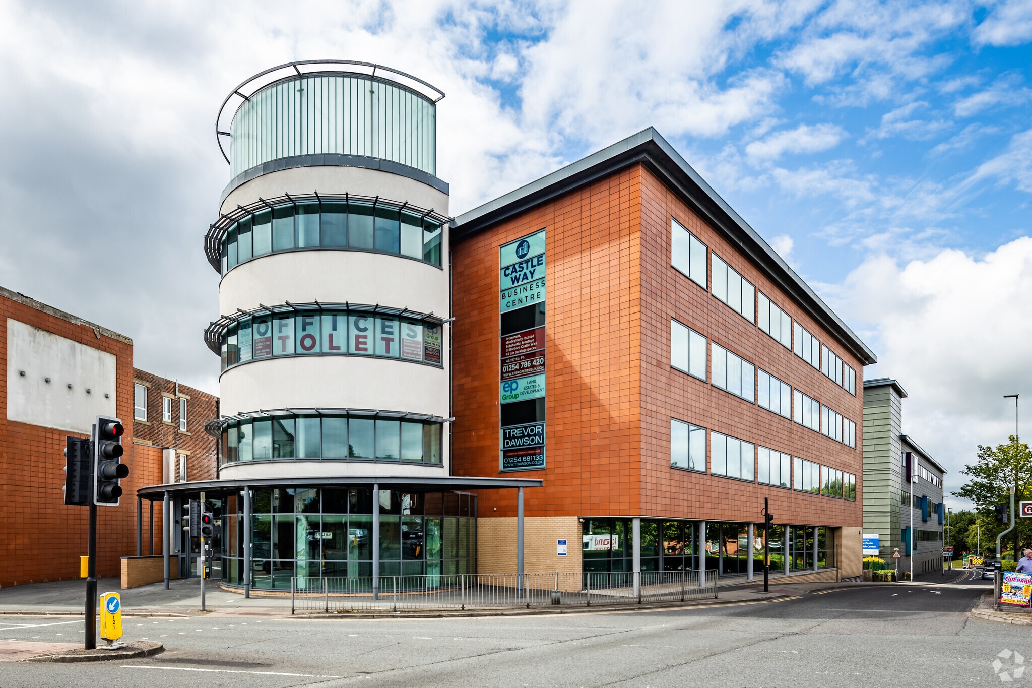 17 Preston New Rd, Blackburn for lease Building Photo- Image 1 of 5