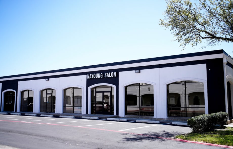 15070 Beltwood Pky, Addison, TX for lease - Building Photo - Image 1 of 5