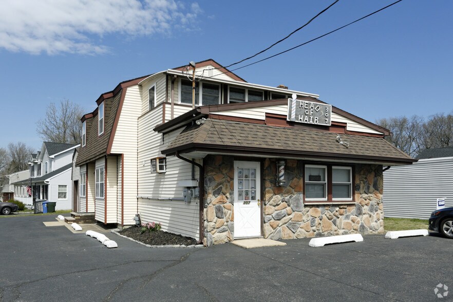 307 State Route 36, Hazlet, NJ à vendre - Photo principale - Image 1 de 2