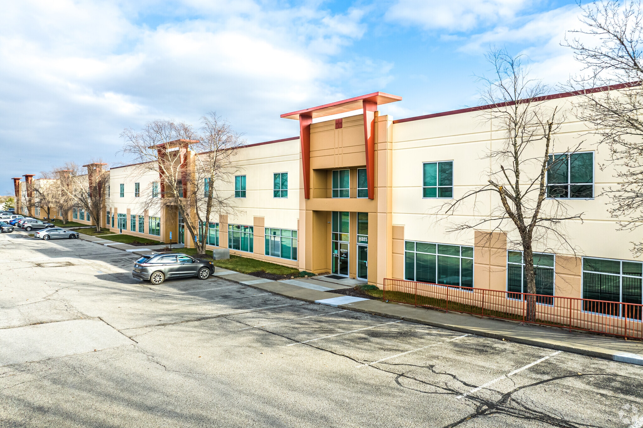 11301-11325 Strang Line Rd, Lenexa, KS for lease Primary Photo- Image 1 of 7