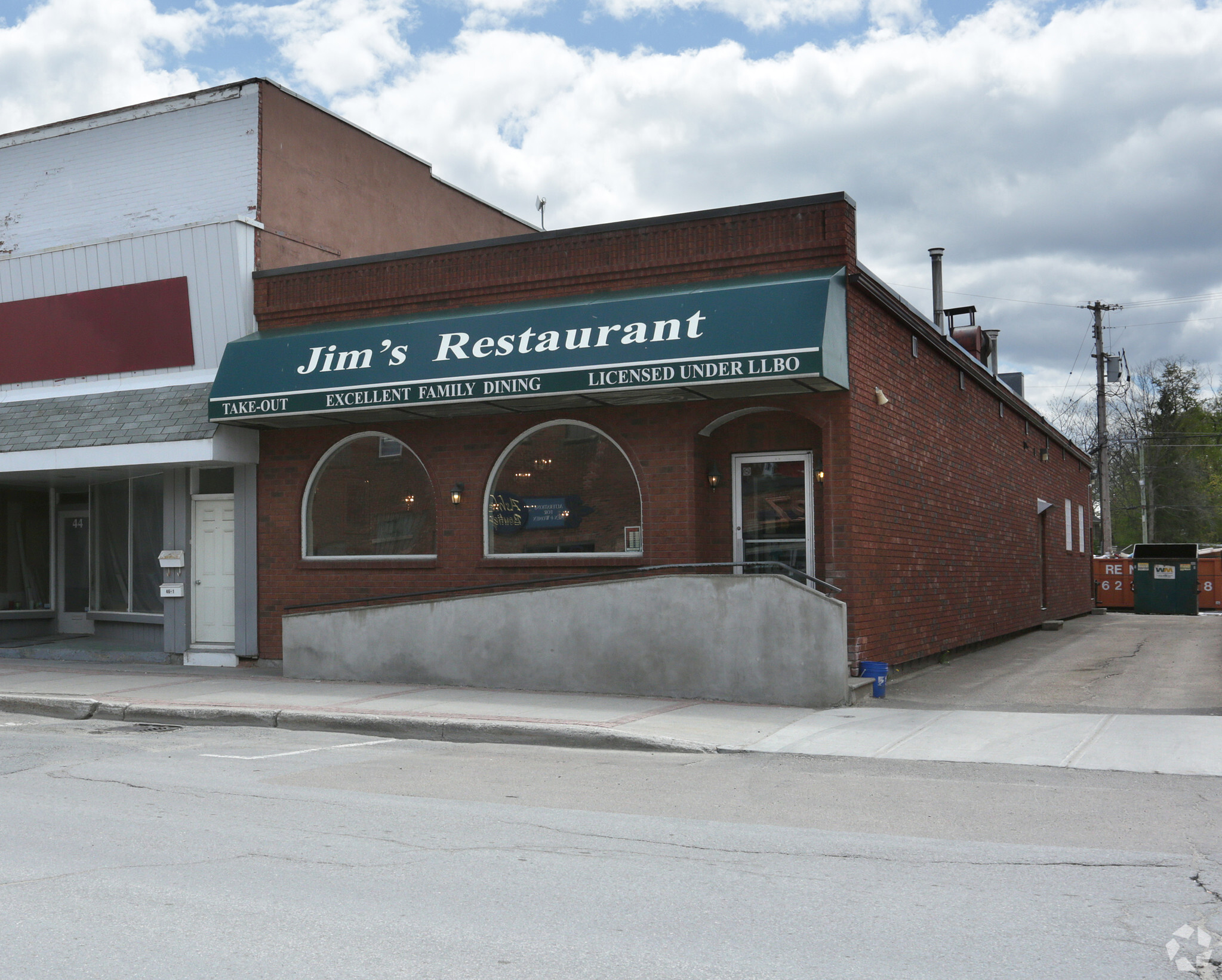 54 Elgin St W, Arnprior, ON à vendre Photo principale- Image 1 de 1