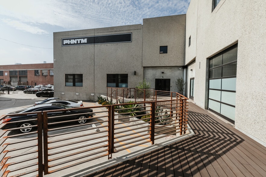 1375 E 6th St, Los Angeles, CA for lease - Primary Photo - Image 2 of 8