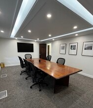 2740 Chain Bridge Rd, Vienna, VA for lease Interior Photo- Image 2 of 8