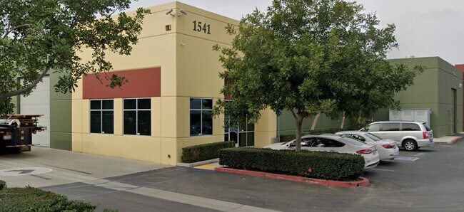 Plus de détails pour 1541 Marlborough Ave, Riverside, CA - Industriel à louer