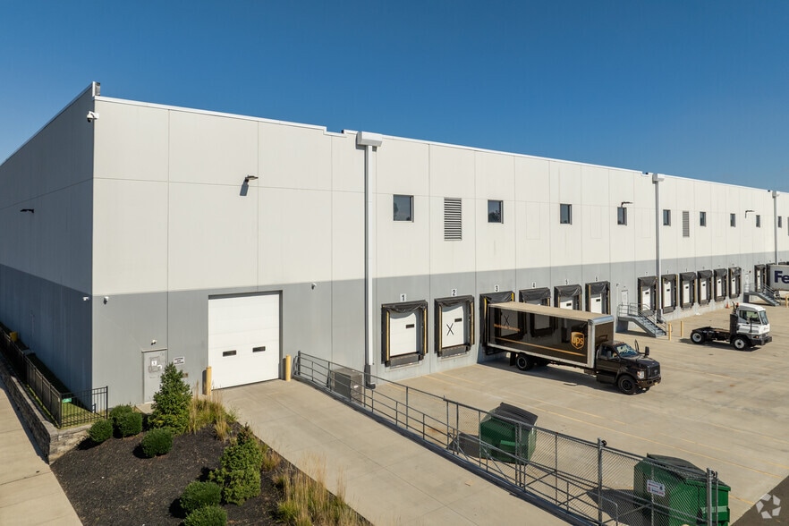 1400 W Front St, Florence, NJ for lease - Building Photo - Image 2 of 5