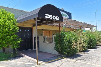 2610 Salem Ave, Lubbock, TX for lease Interior Photo- Image 2 of 6