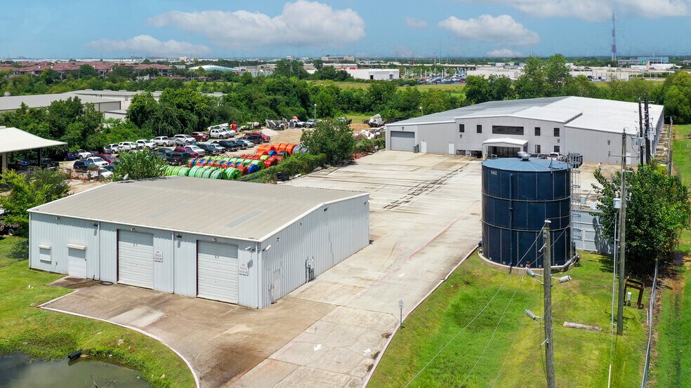 12506 Taylor Rd, Houston, TX à louer - Photo du bâtiment - Image 2 de 13