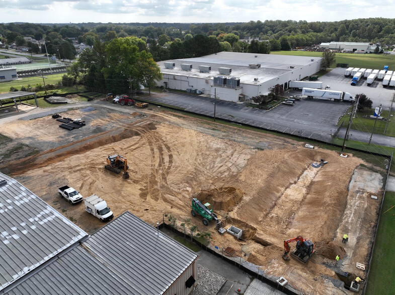 701-703 Industrial Dr, Middletown, DE for lease - Building Photo - Image 3 of 31