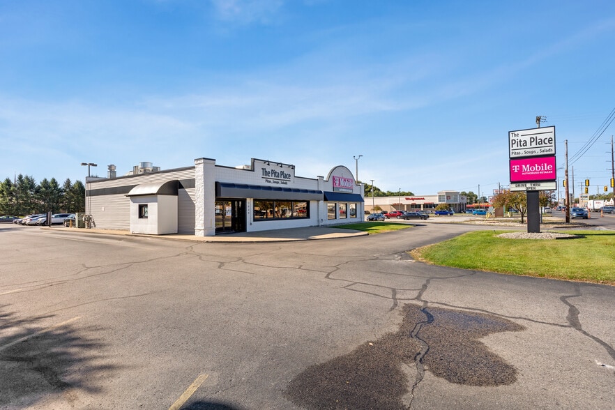 2039 E Apple Ave, Muskegon, MI à vendre - Photo du bâtiment - Image 3 de 3
