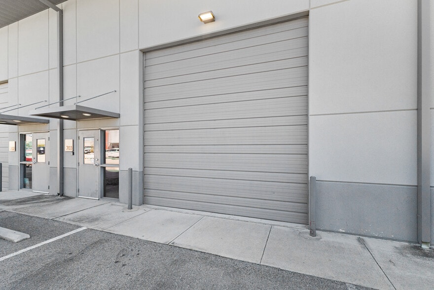 7637 Fm 3009, Schertz, TX à louer - Photo du bâtiment - Image 3 de 37