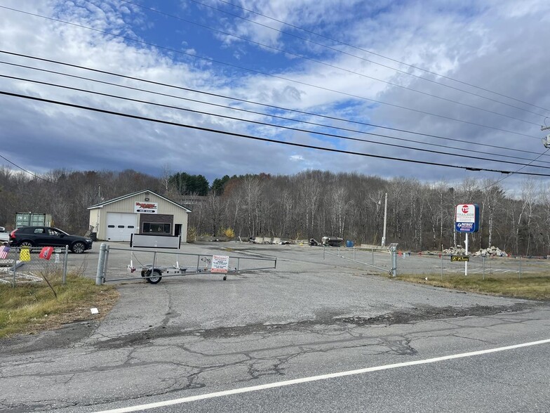 276 Moosehead Trl, Newport, ME for sale - Building Photo - Image 2 of 5