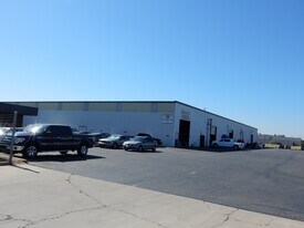 7401-7427 W Sunnyview Ave, Visalia CA - Warehouse