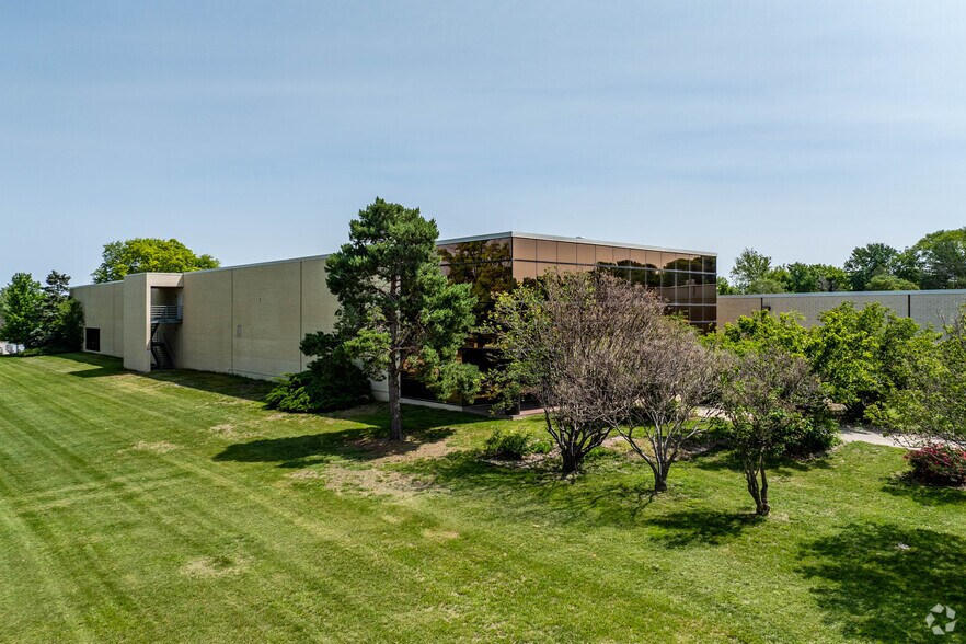 4700 S 19th St, Lincoln, NE à louer - Photo principale - Image 1 de 6