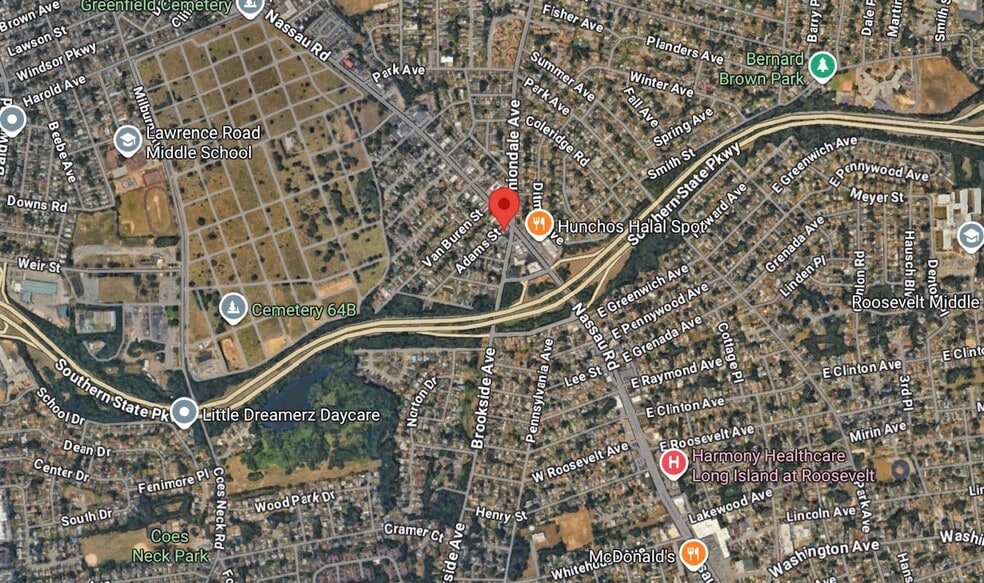 926 Nassau Rd, Uniondale, NY à vendre - Aérien - Image 3 de 21