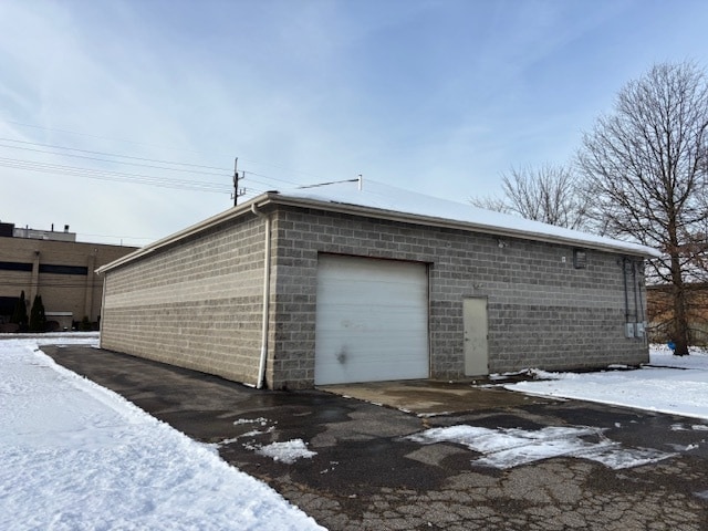 225 Northfield Rd, Bedford, OH à vendre - Photo du bâtiment - Image 3 de 7