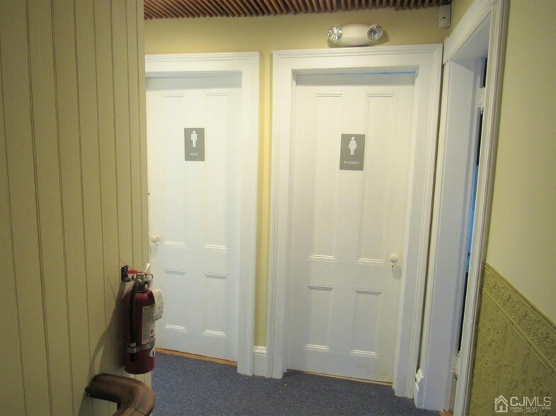 623 Georges Rd, North Brunswick, NJ à louer - Photo intérieure - Image 3 de 7