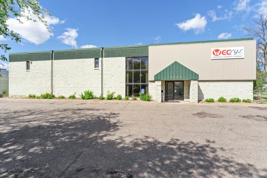 8825 N Xylon Ave, Brooklyn Park, MN for sale - Building Photo - Image 2 of 31
