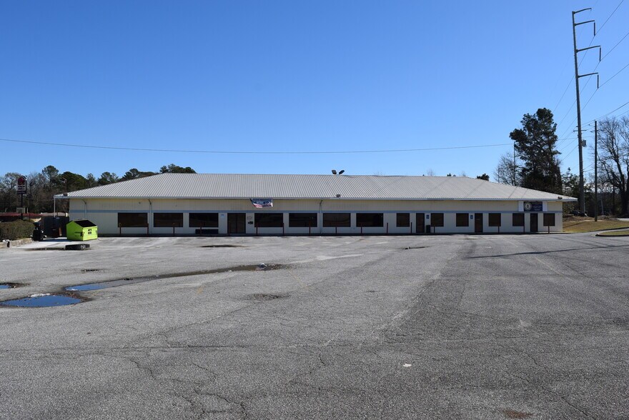 1554 S Lumpkin Rd, Columbus, GA à vendre - Photo du bâtiment - Image 2 de 9