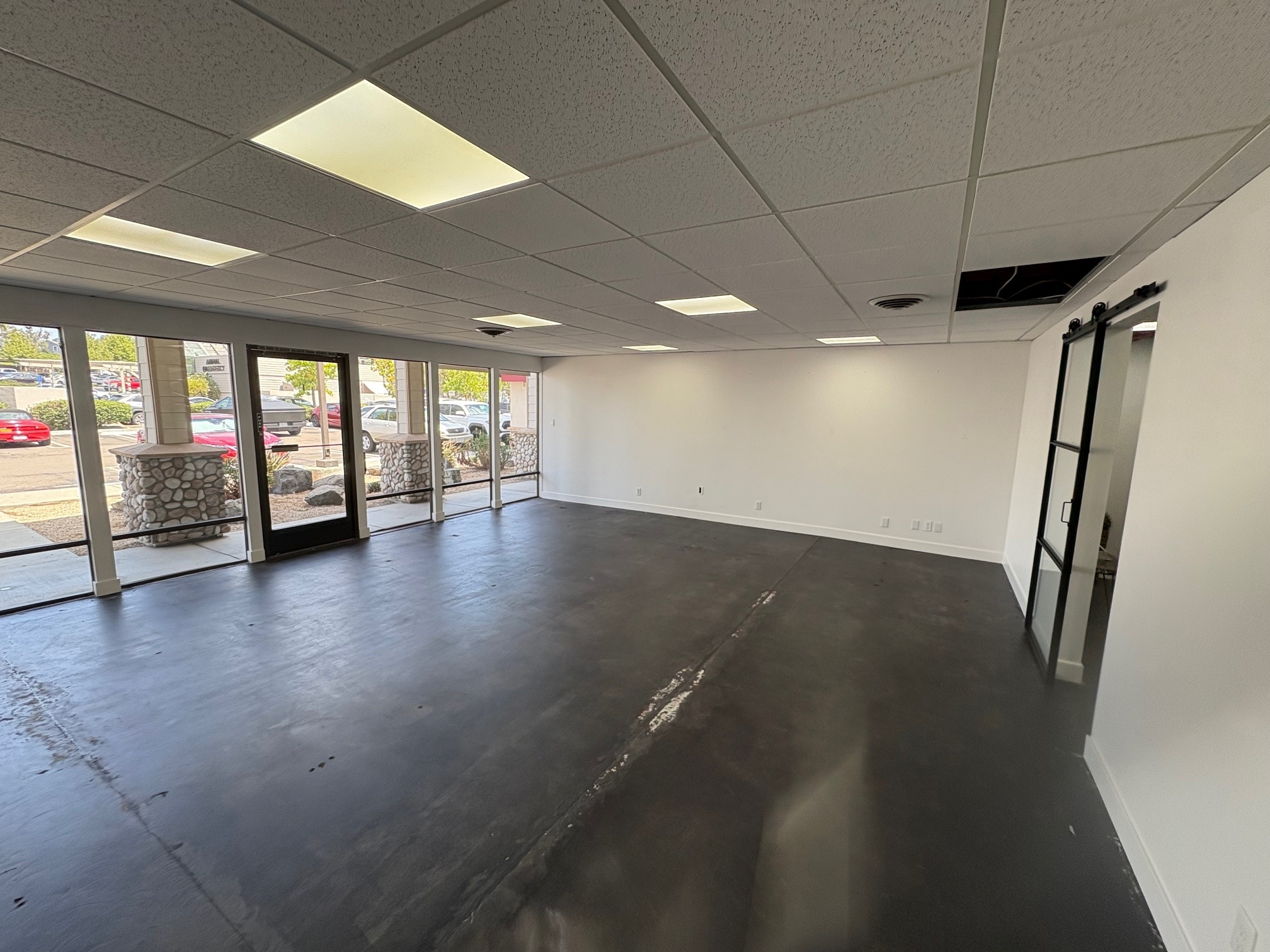 12759 Poway Rd, Poway, CA for lease Interior Photo- Image 1 of 4
