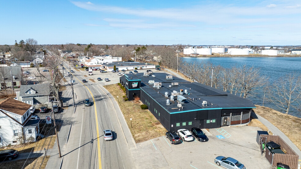 725 Broadway, South Portland, ME for sale - Building Photo - Image 3 of 22